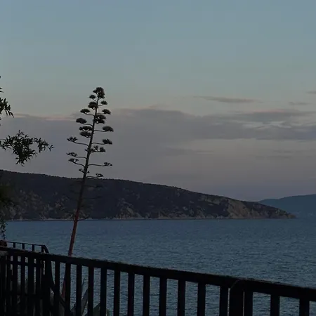 Tatil Evi Athos Cape Traditional House